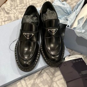 Prada Oxford/Loafers Black Size 36.5